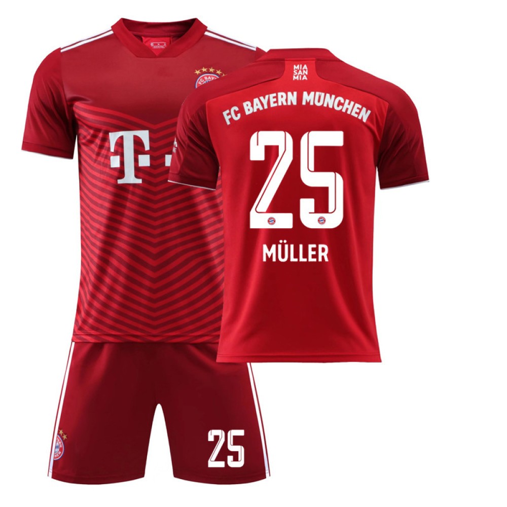 21/22 Bayern München Müller Football Kits